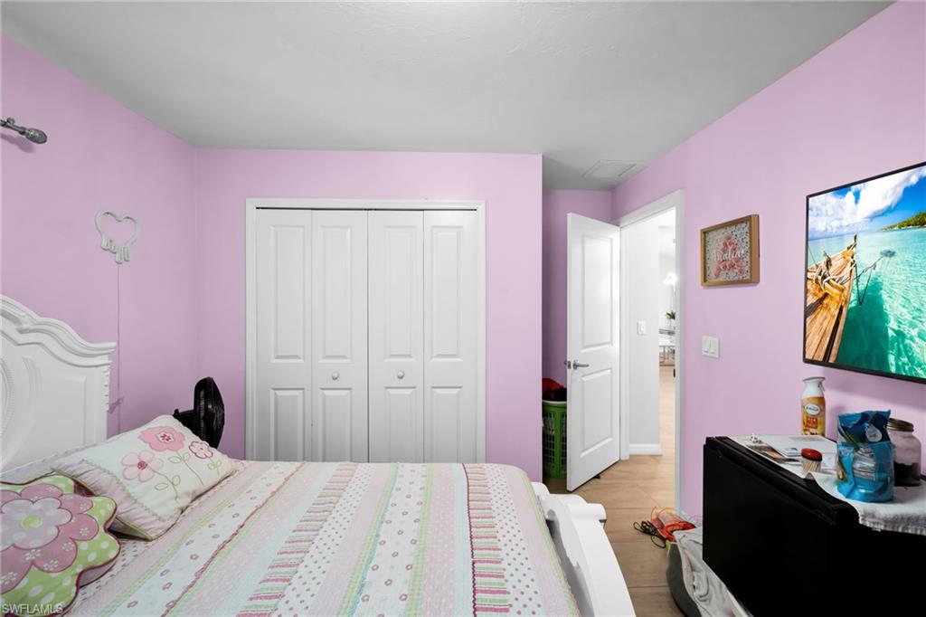 4014 6th St W Property Photo 12