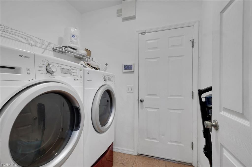 912 Mary Ave S Property Photo 16