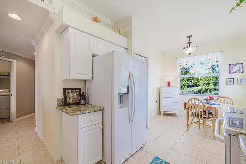 10391 Butterfly Palm Dr 1021 Property Photo 13