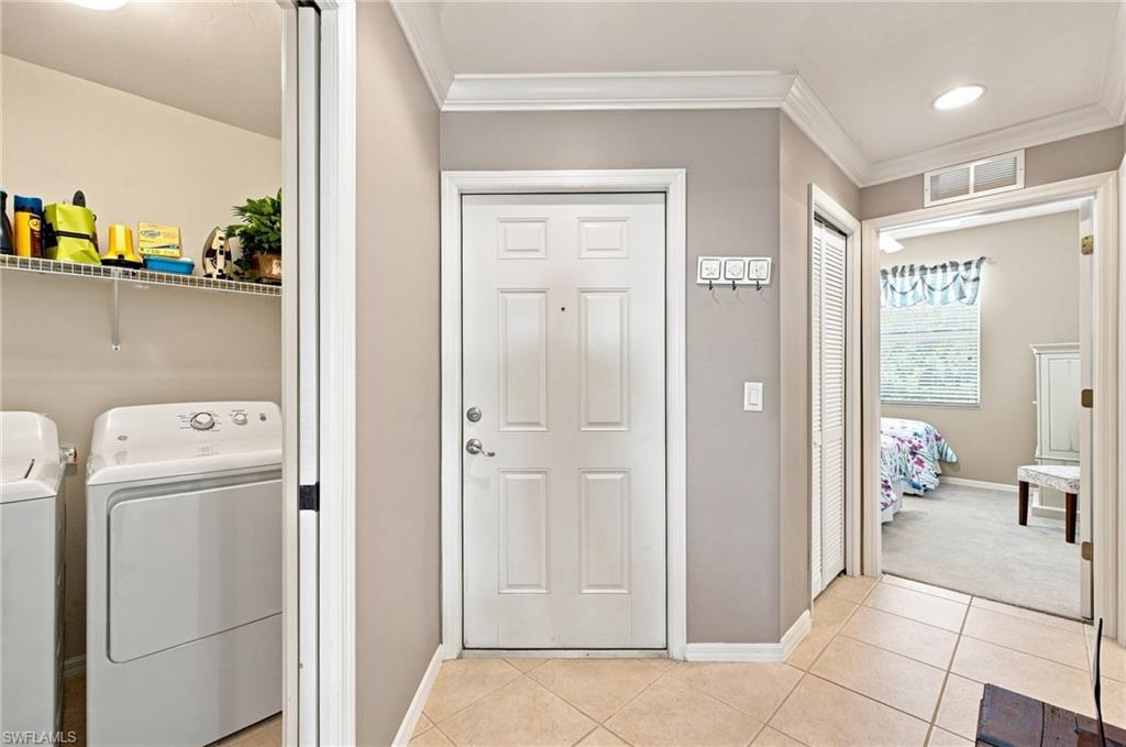 10391 Butterfly Palm Dr 1021 Property Photo 32