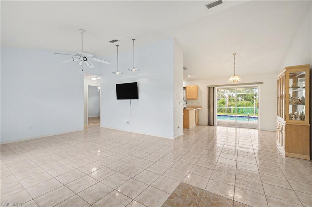 511 Trafalgar Pkwy Property Photo 11
