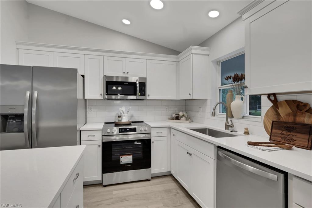 3554 Penelope Ter Property Photo 15