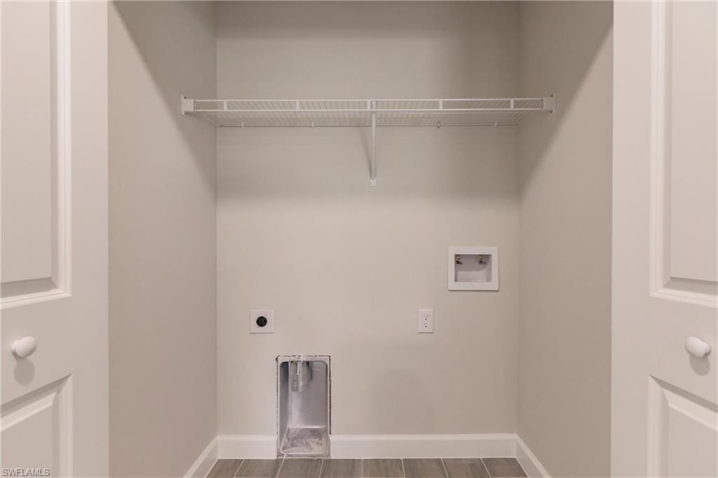 3844/3846 Kittyhawk Dr Property Photo 17