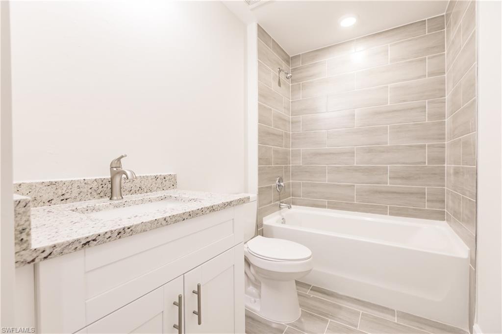 3833/3835 Kittyhawk Dr Property Photo 20