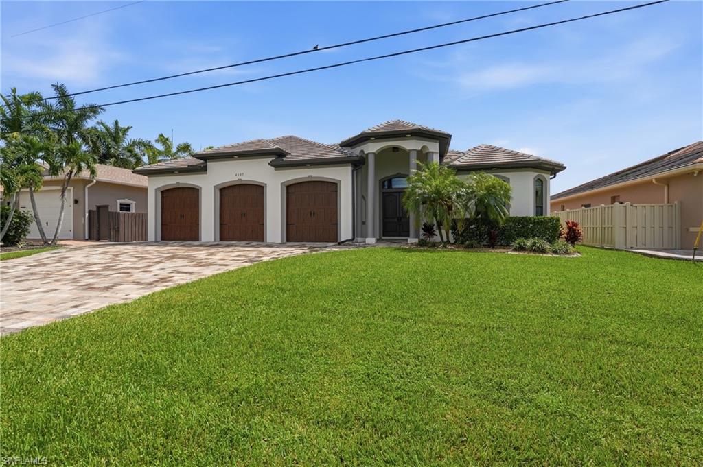 4107 SW 11th AVE