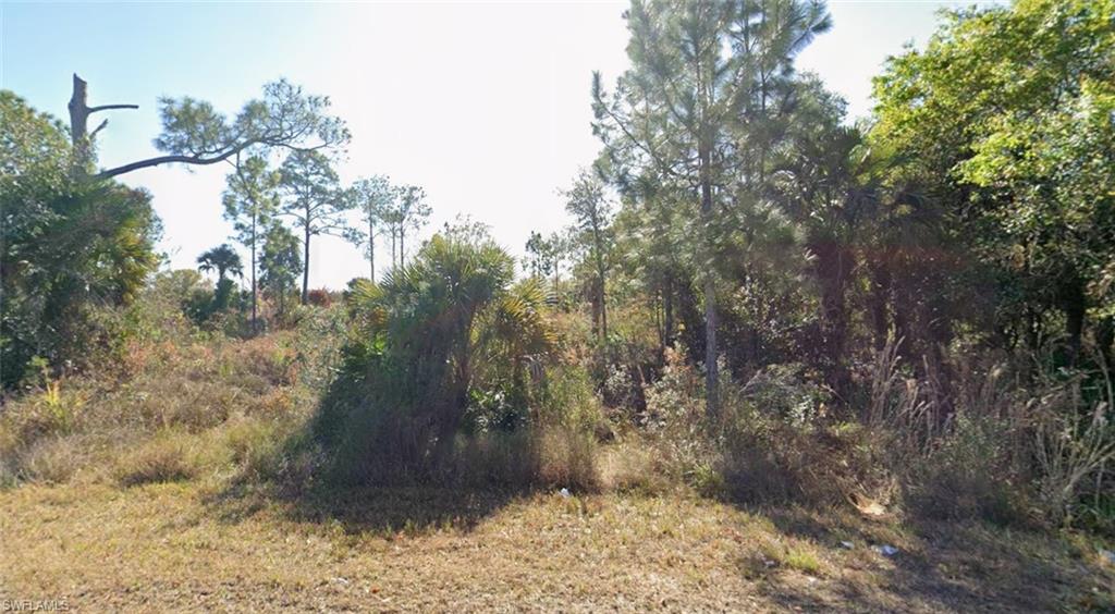 1916 Vesper Ct Property Photo 2