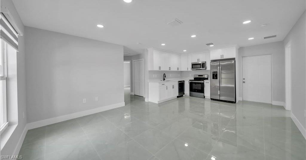 3600 Irma Ave N Property Photo 3