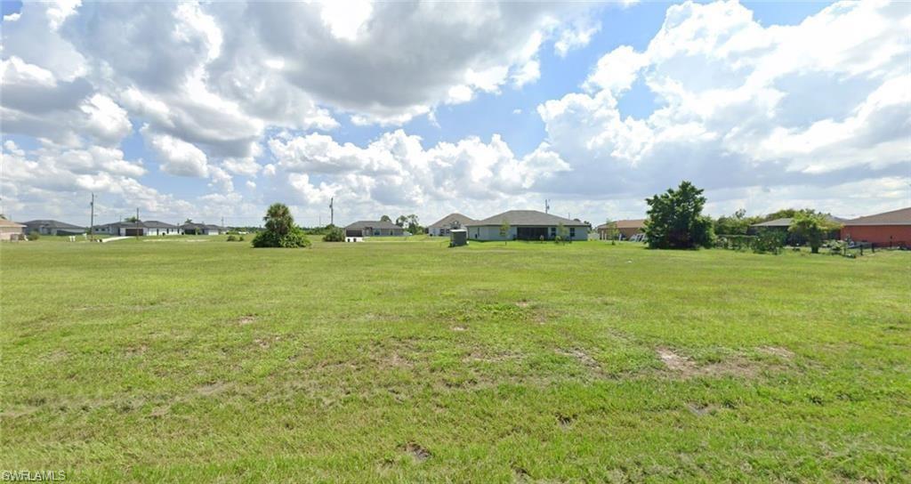 4017 Nw 37th Ave Property Photo 3