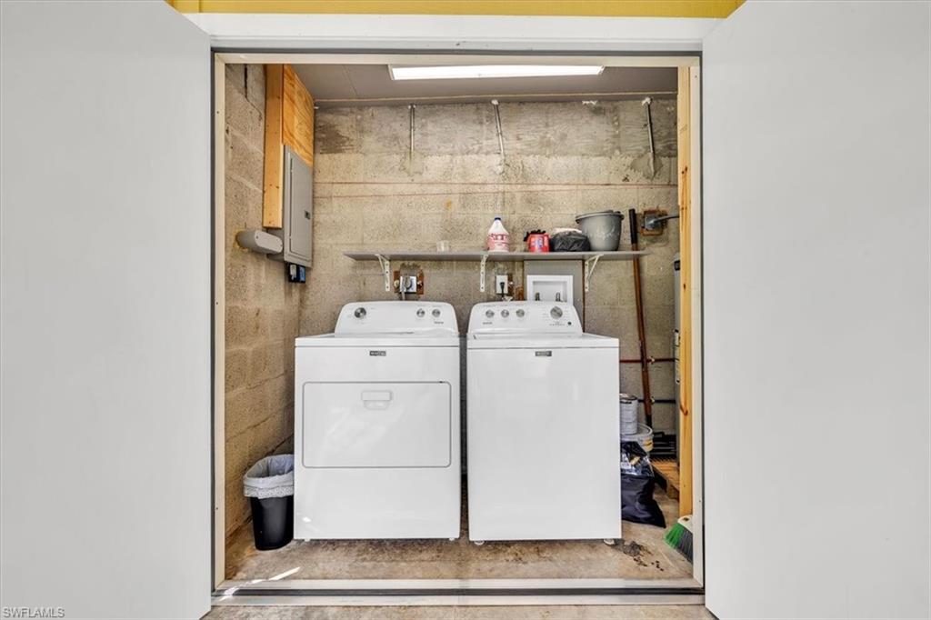 537 Capitol St Property Photo 20