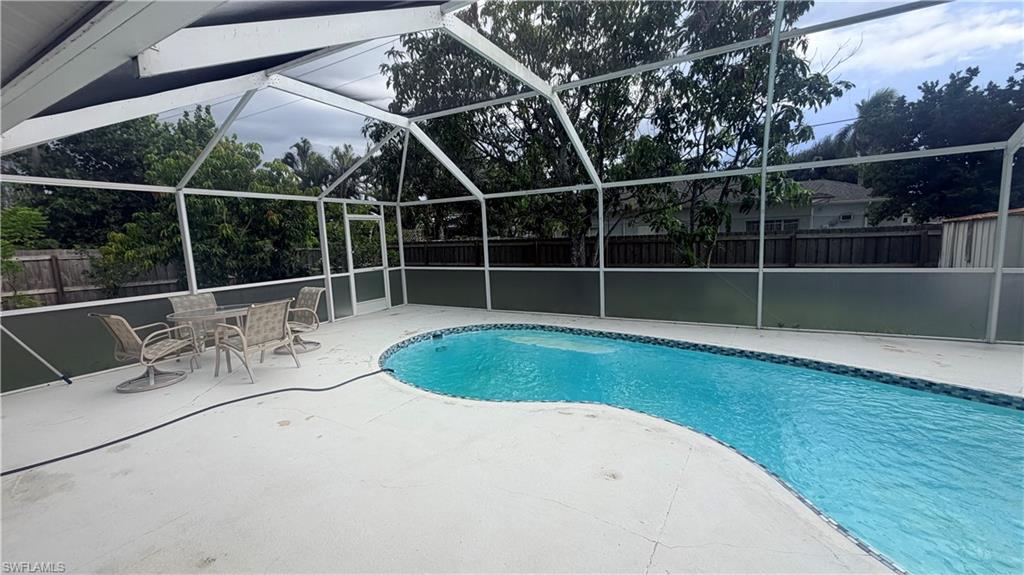 2230 Crystal Dr Property Photo 40
