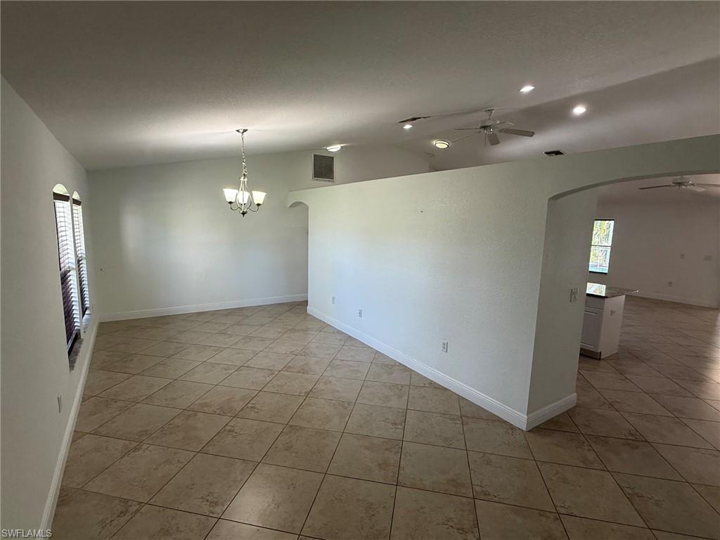 1306 Sw 35th Ter Property Photo 8
