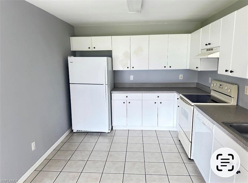 110 Pullman St Property Photo 2
