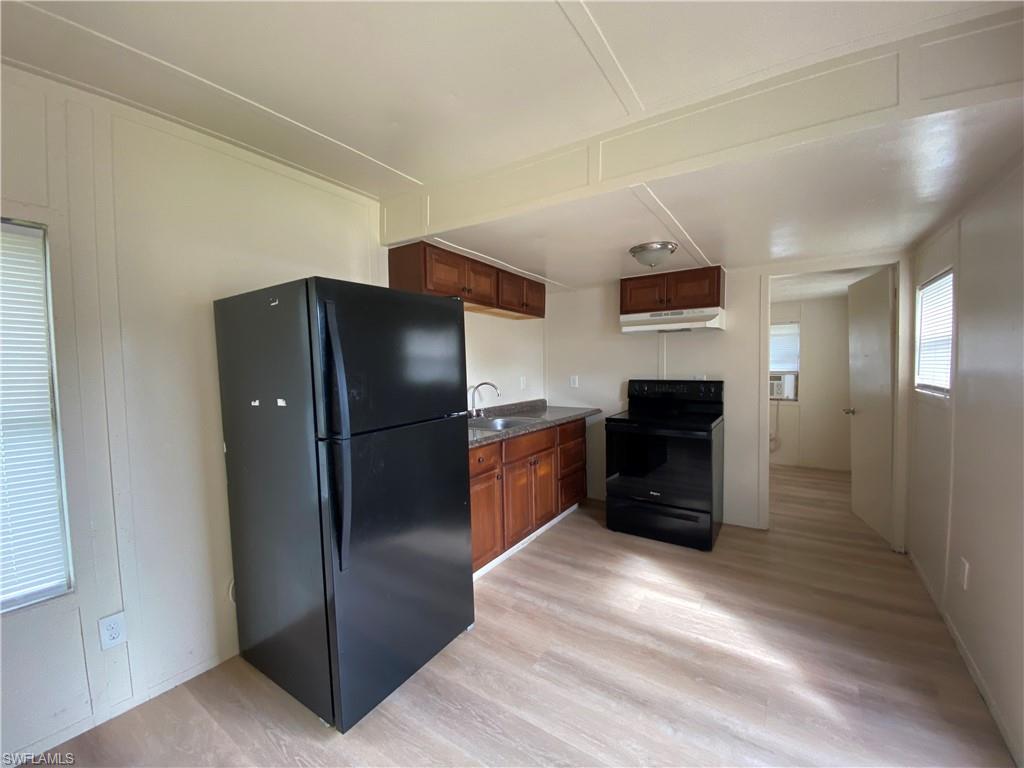 7838 Ebson Dr 6 Or Unit B Property Photo 2