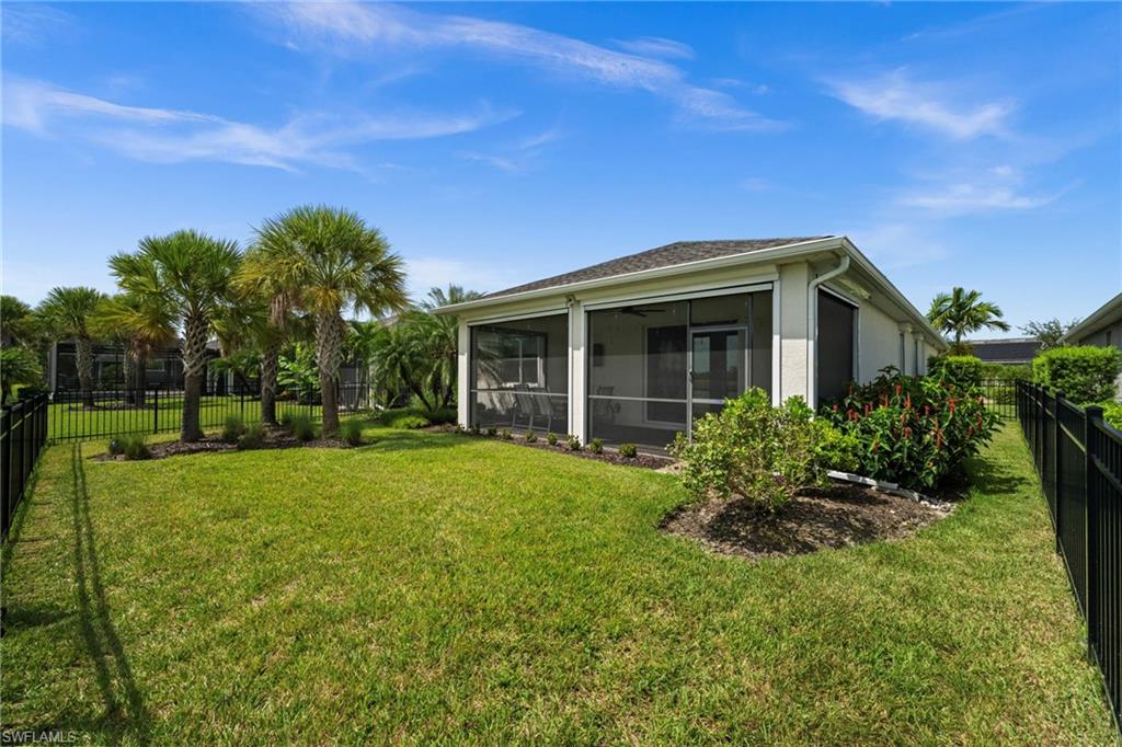 43022 Wiregrass Ln Property Photo 4