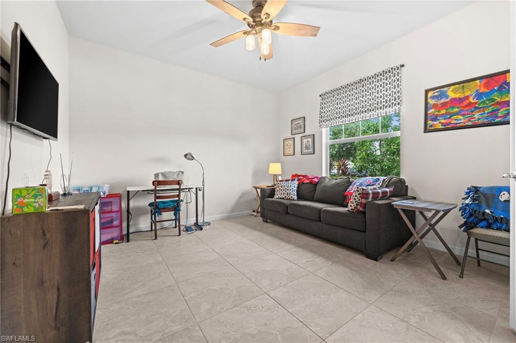 43022 Wiregrass Ln Property Photo 9