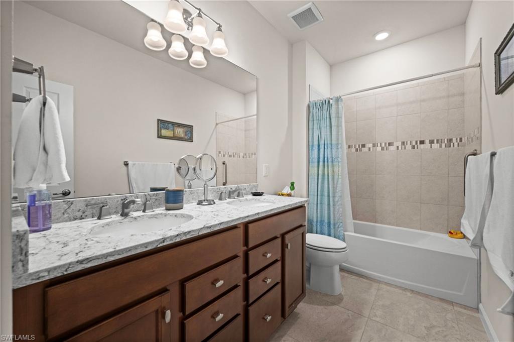 43022 Wiregrass Ln Property Photo 13