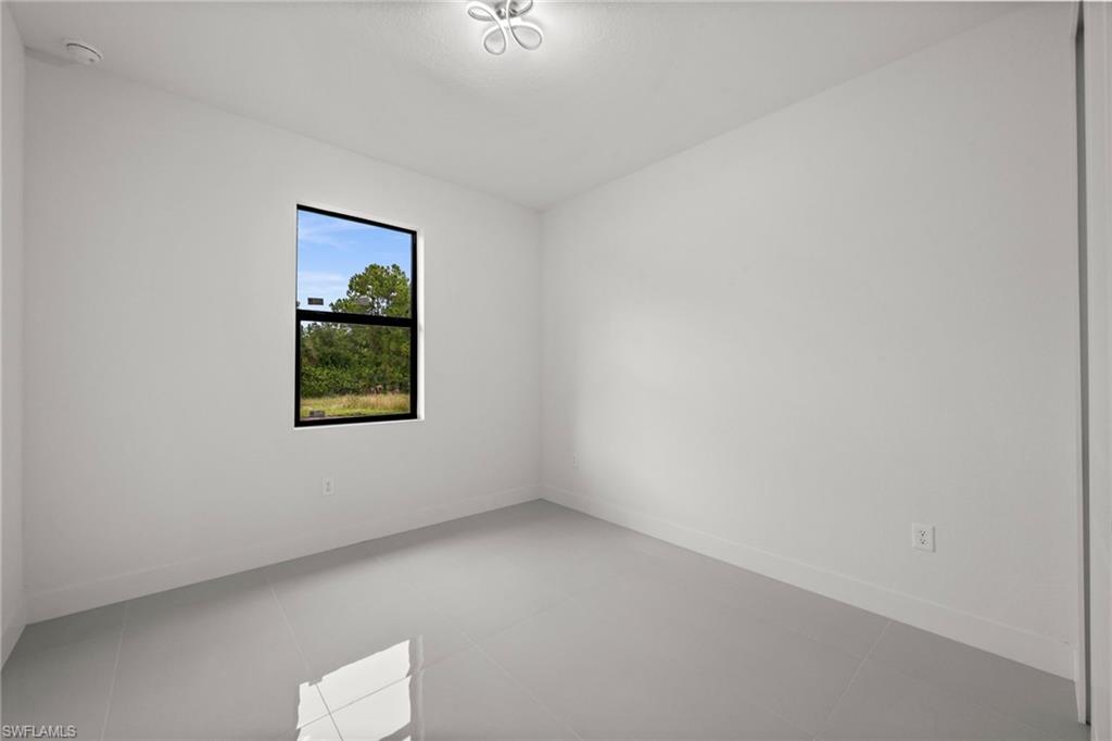 923 Bolivia Dr Property Photo 32