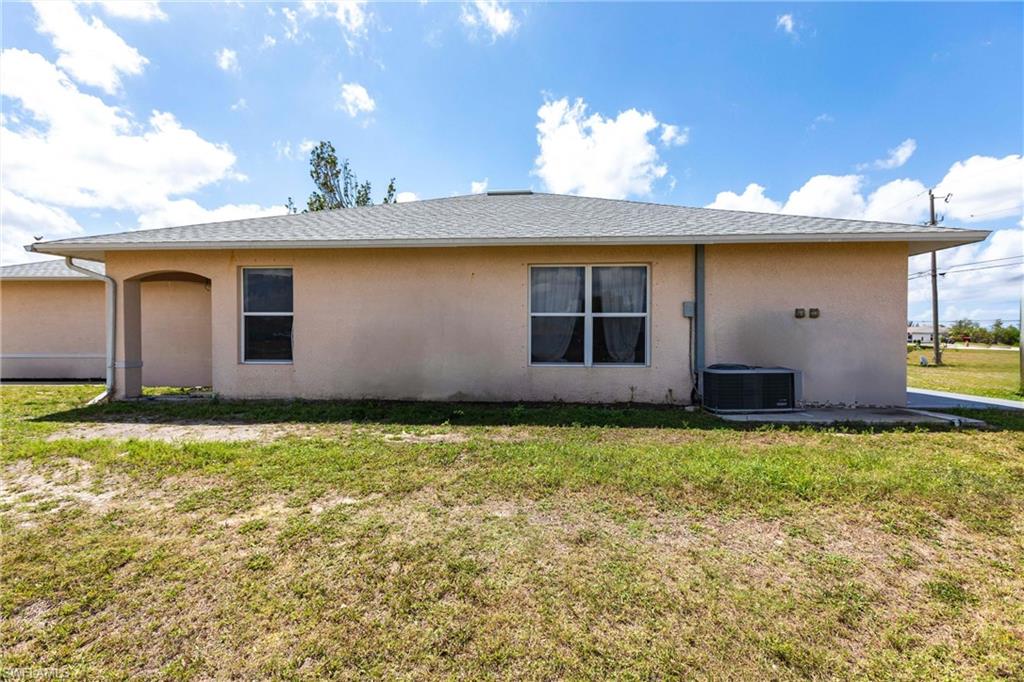 2130 Ne 8th Pl Property Photo 27