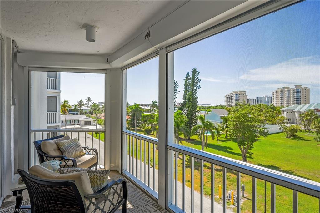 8401 Estero Blvd 304 Property Photo 27