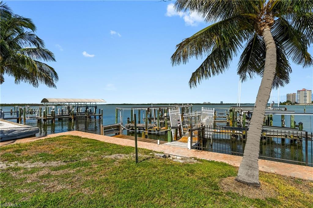 8401 Estero Blvd 304 Property Photo 32