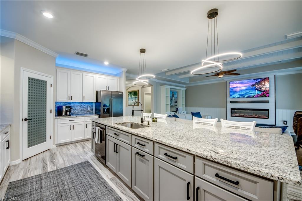 16556 Bonita Landing Cir Property Photo 13
