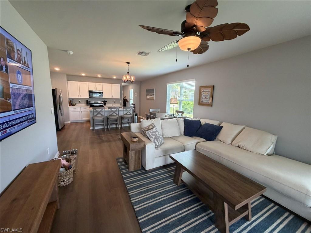 18524 Cronin Sand Ln Property Photo 11