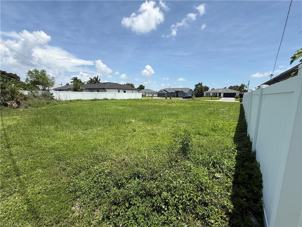 1621 Se 19th Ln Property Photo 3