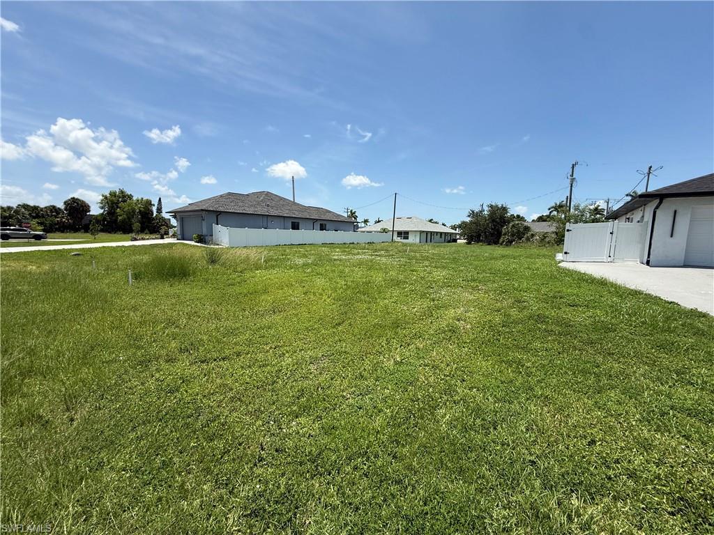 1621 Se 19th Ln Property Photo 4