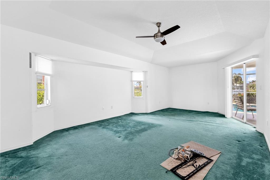 1352 Pine Siskin Dr Property Photo 10