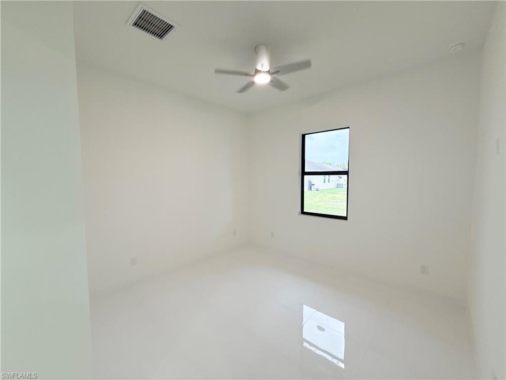 2418 Nw 25th St Property Photo 28