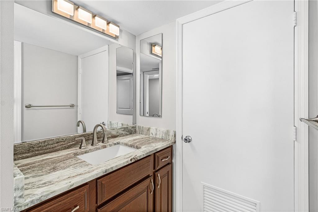 4400 Estero Blvd 401 Property Photo 17