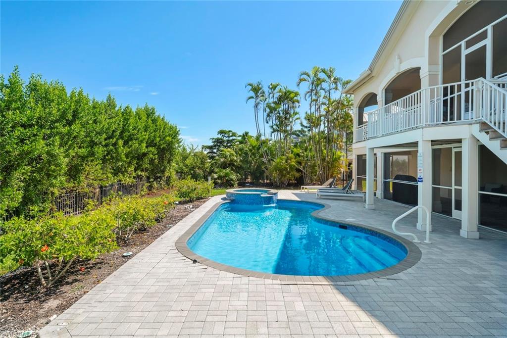 824 Birdie View Pt Property Photo 11