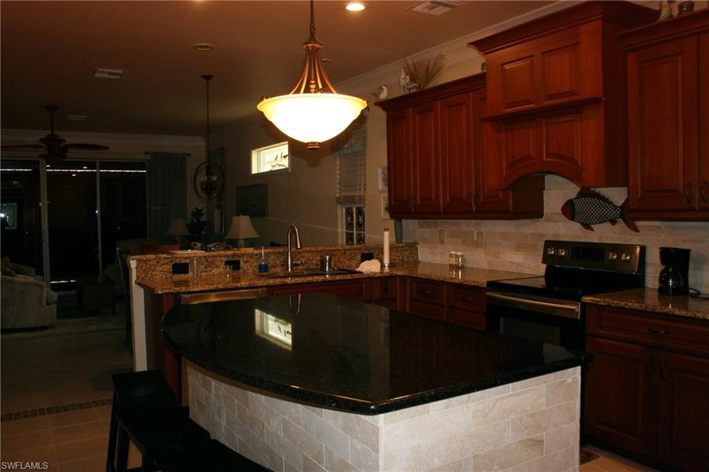 20719 Kaidon Ln Property Photo 11