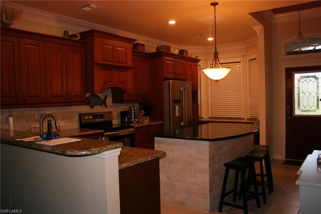 20719 Kaidon Ln Property Photo 14