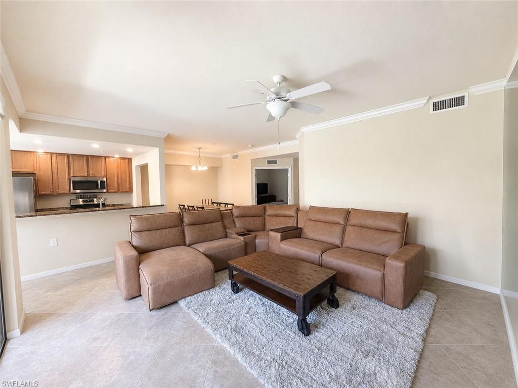 13730 Julias Way 713 Property Photo 11