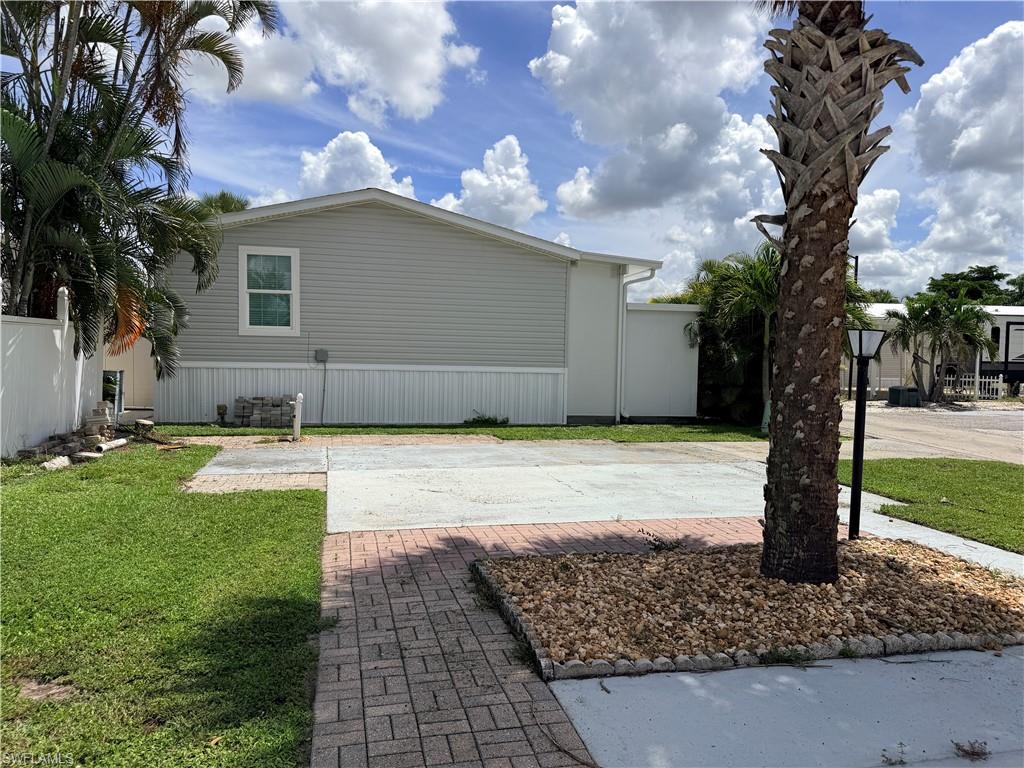5245 White Sky Cir Property Photo 6