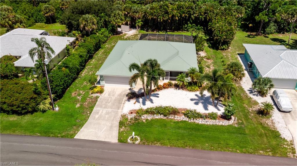 7660 Grande Pine Rd Property Photo 3