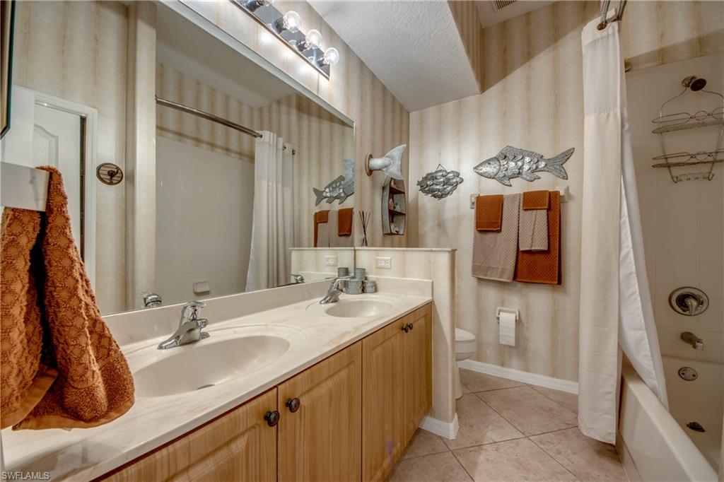 2569 Keystone Lake Dr Property Photo 17