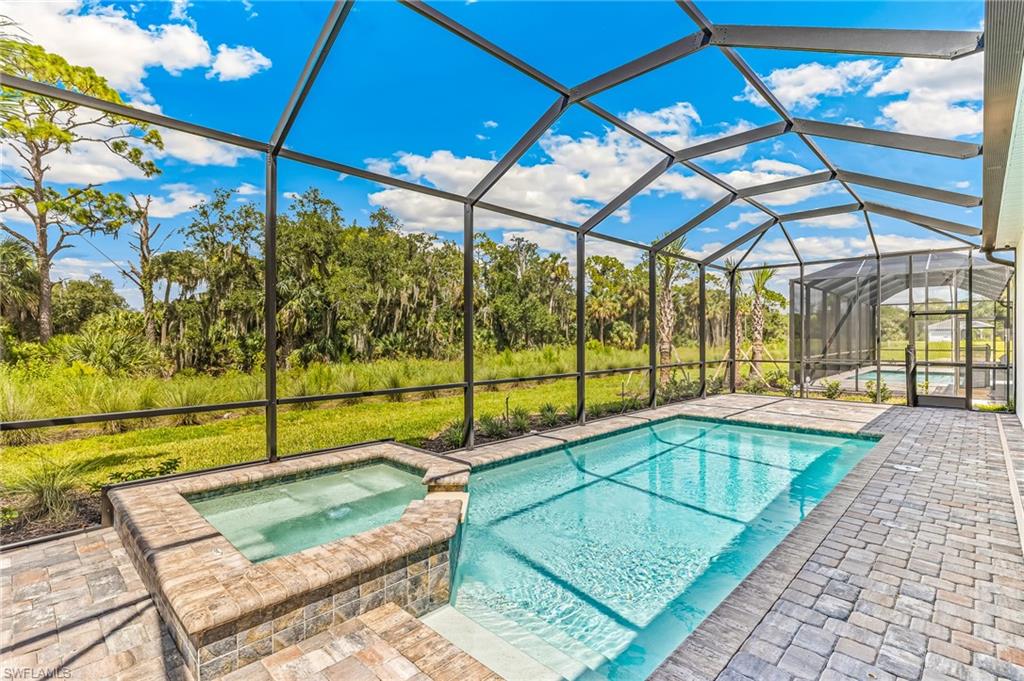 6956 Chapel Creek Ln Property Photo 3