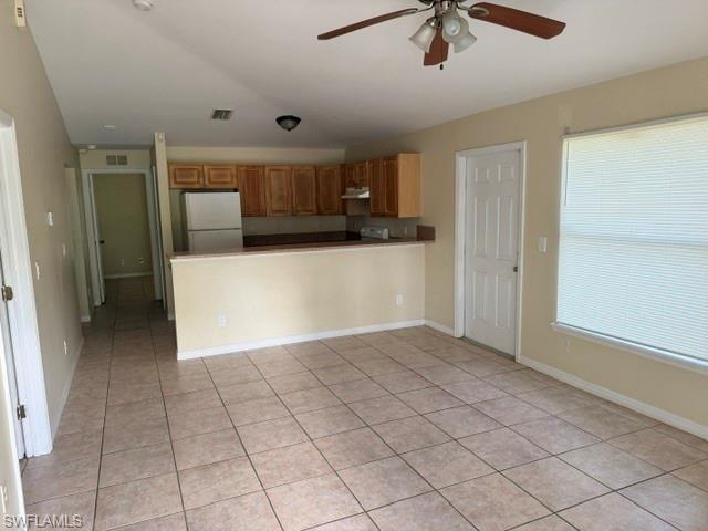 4639 28 St Sw Property Photo 2
