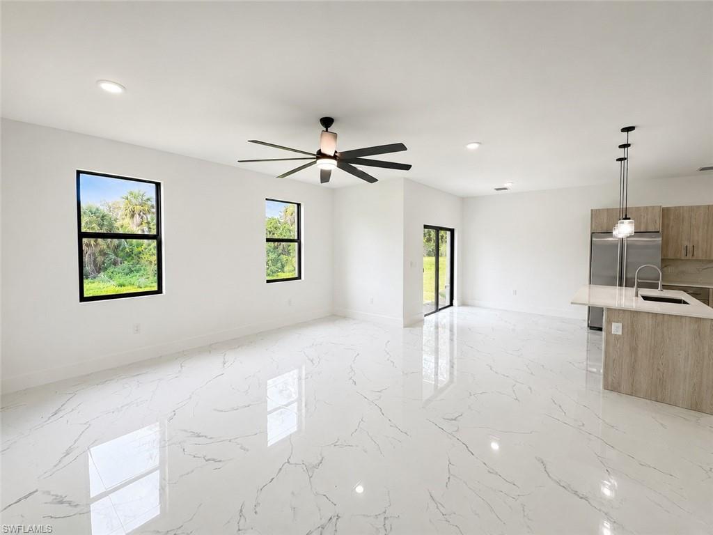 621 Greenbriar Blvd Property Photo 6