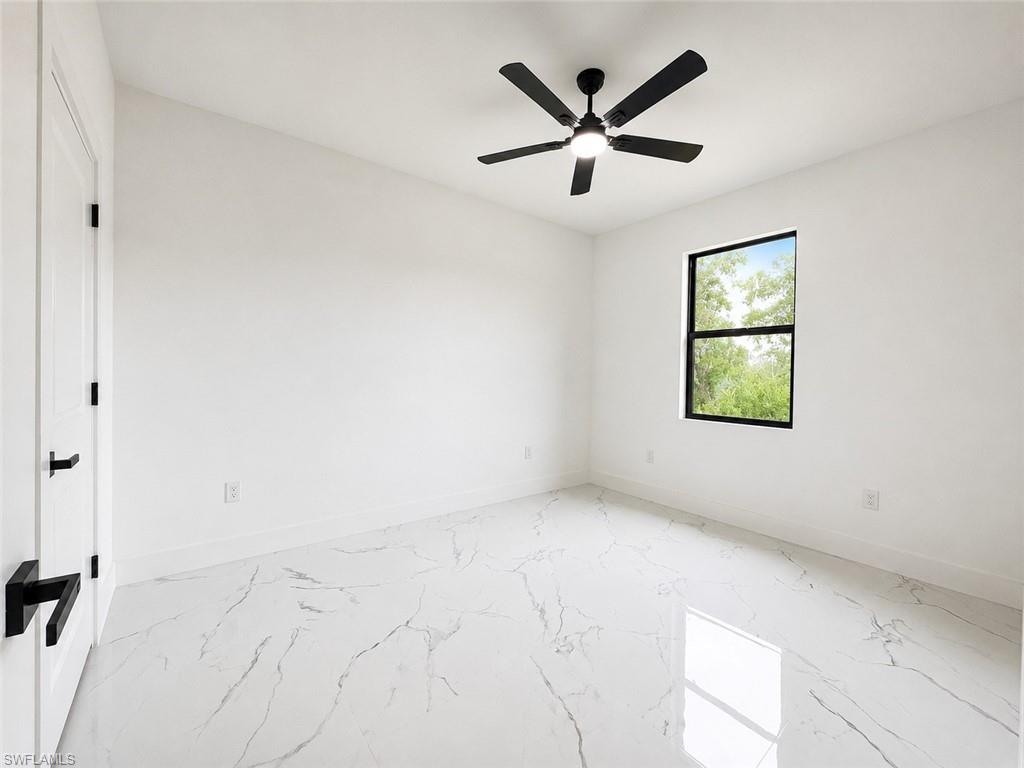 621 Greenbriar Blvd Property Photo 17