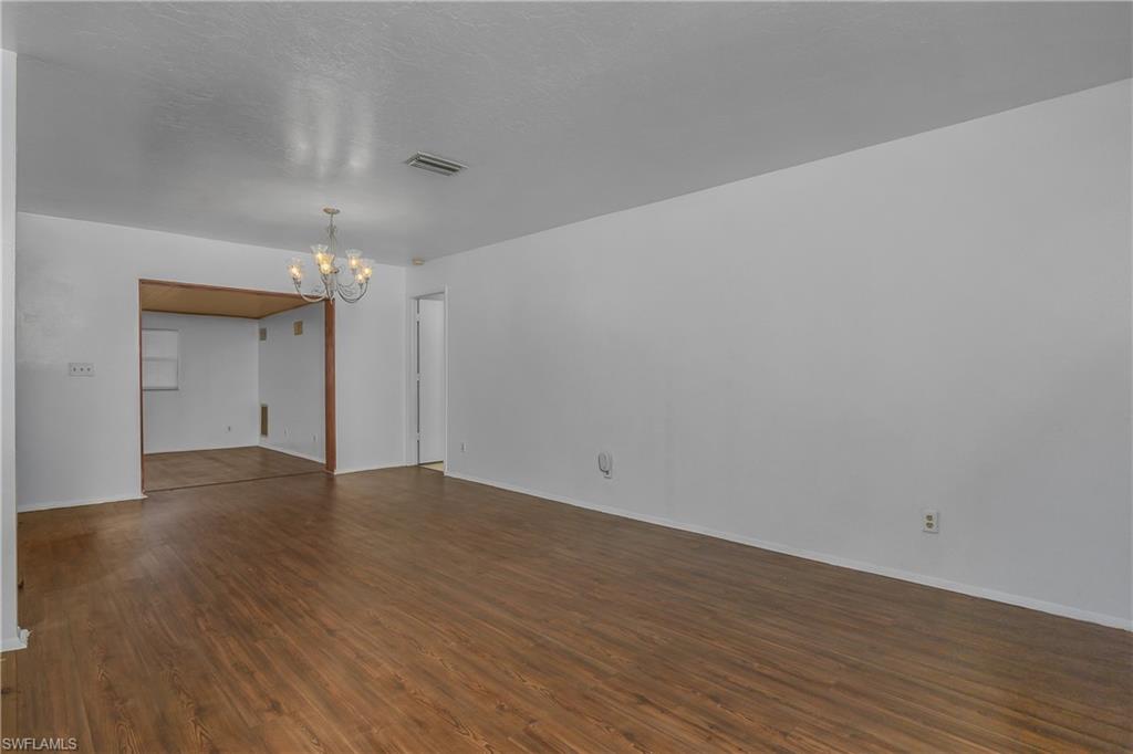 1121 Ne 11th Ter Property Photo 14