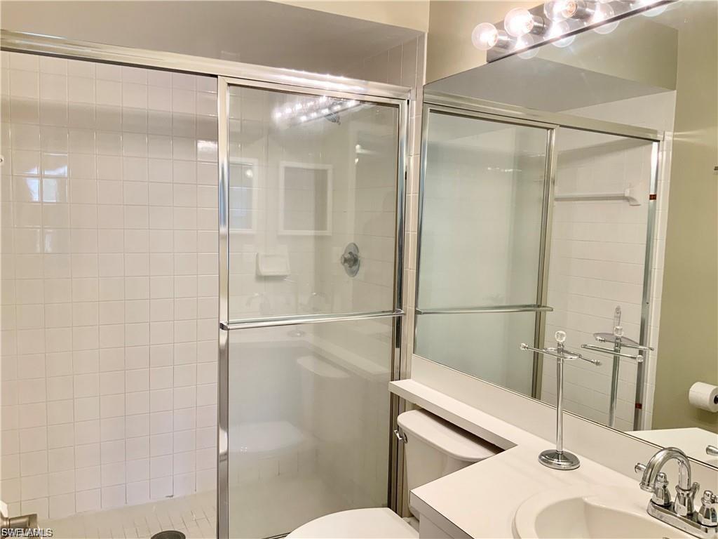 14471 Lakewood Trace Ct 202 Property Photo 5
