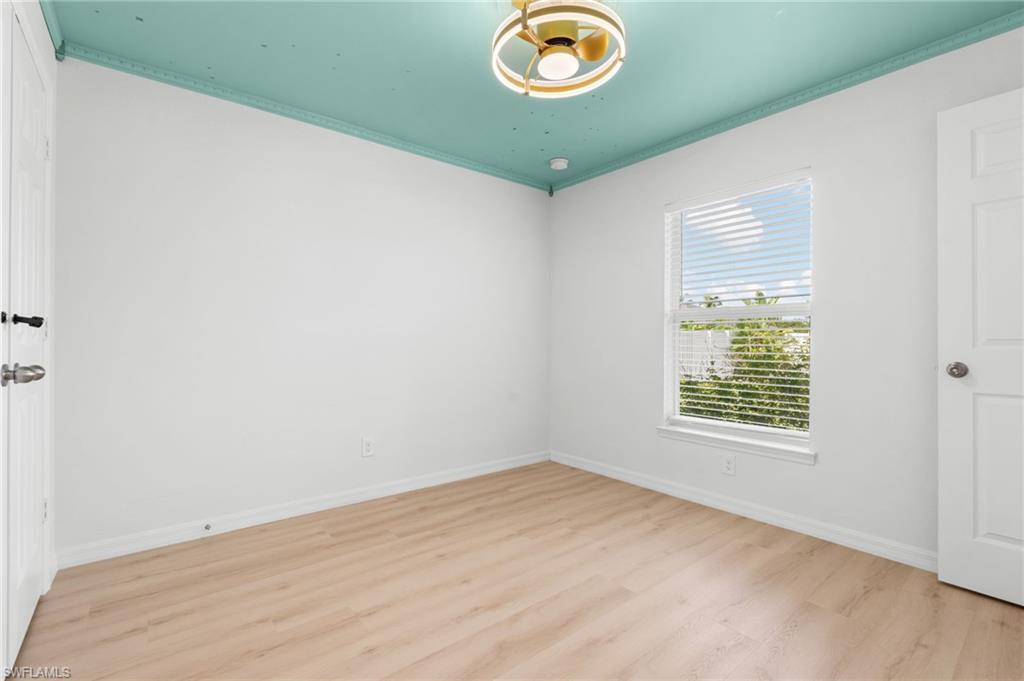 475 Ne 3rd Pl Property Photo 25