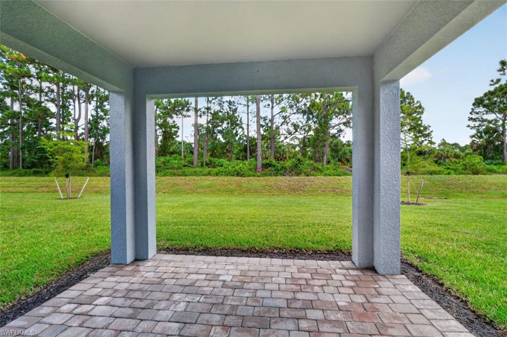 243 Lakeside Breeze Way Property Photo 3