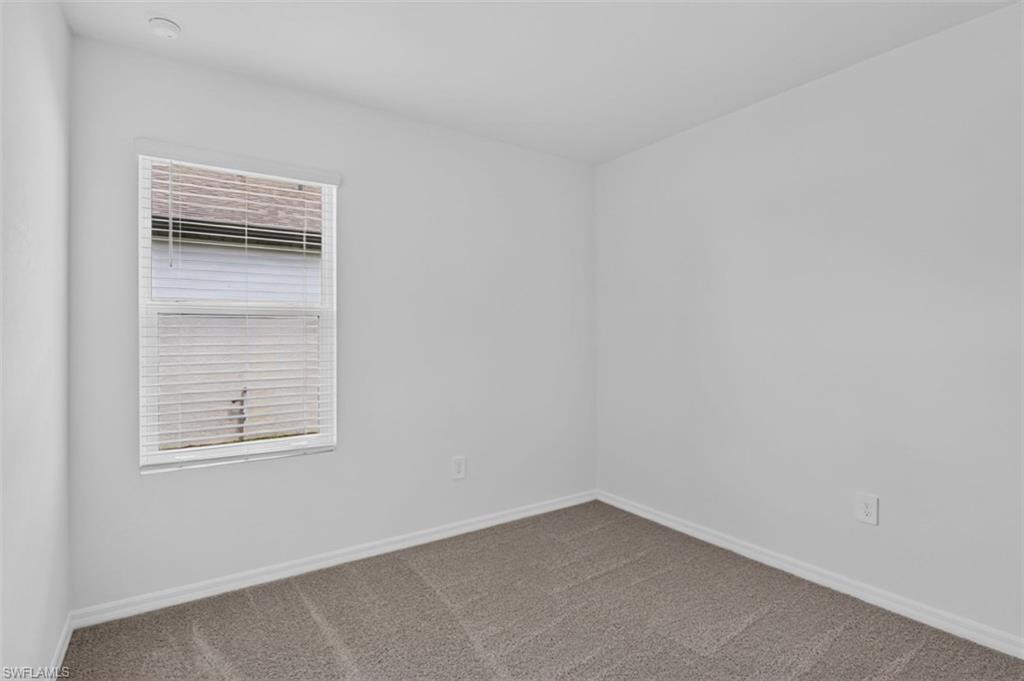 243 Lakeside Breeze Way Property Photo 10
