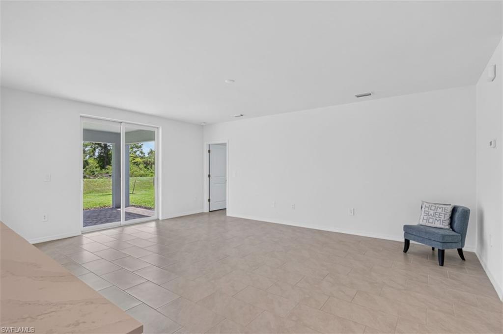 243 Lakeside Breeze Way Property Photo 13