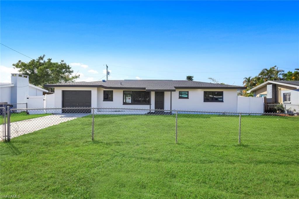 1389 Pine Ave Property Photo 1