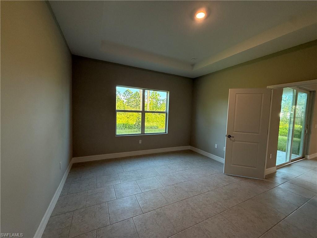 505 Greenbriar Blvd Property Photo 8